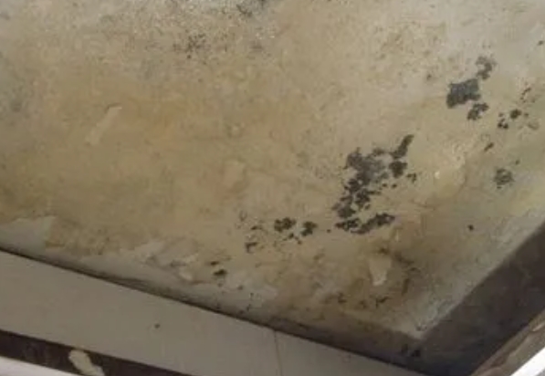 天峻阳台漏水维修公司分享下天峻卫生间渗水维修需要注意哪些问题。
